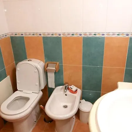 One Bedroom At 600 M Away From The With View And Furnished Terrace Portimao